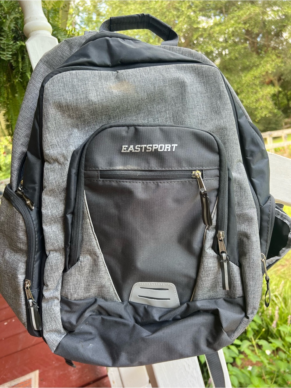 EASTSPORT Men's Gray & Black Backpack — Everyday Travel Pack